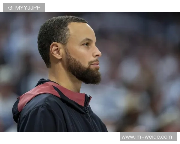 库里对阵开拓者表现低迷本场仅得7分创个人新低纪录